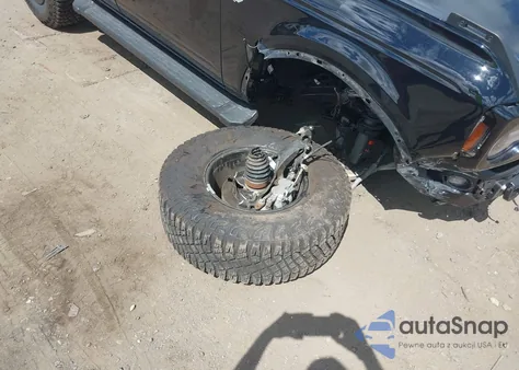 2023 Ford Bronco Wildtrak z USA, uszkodzony, nr VIN 1FMEE5DP9PLB43528